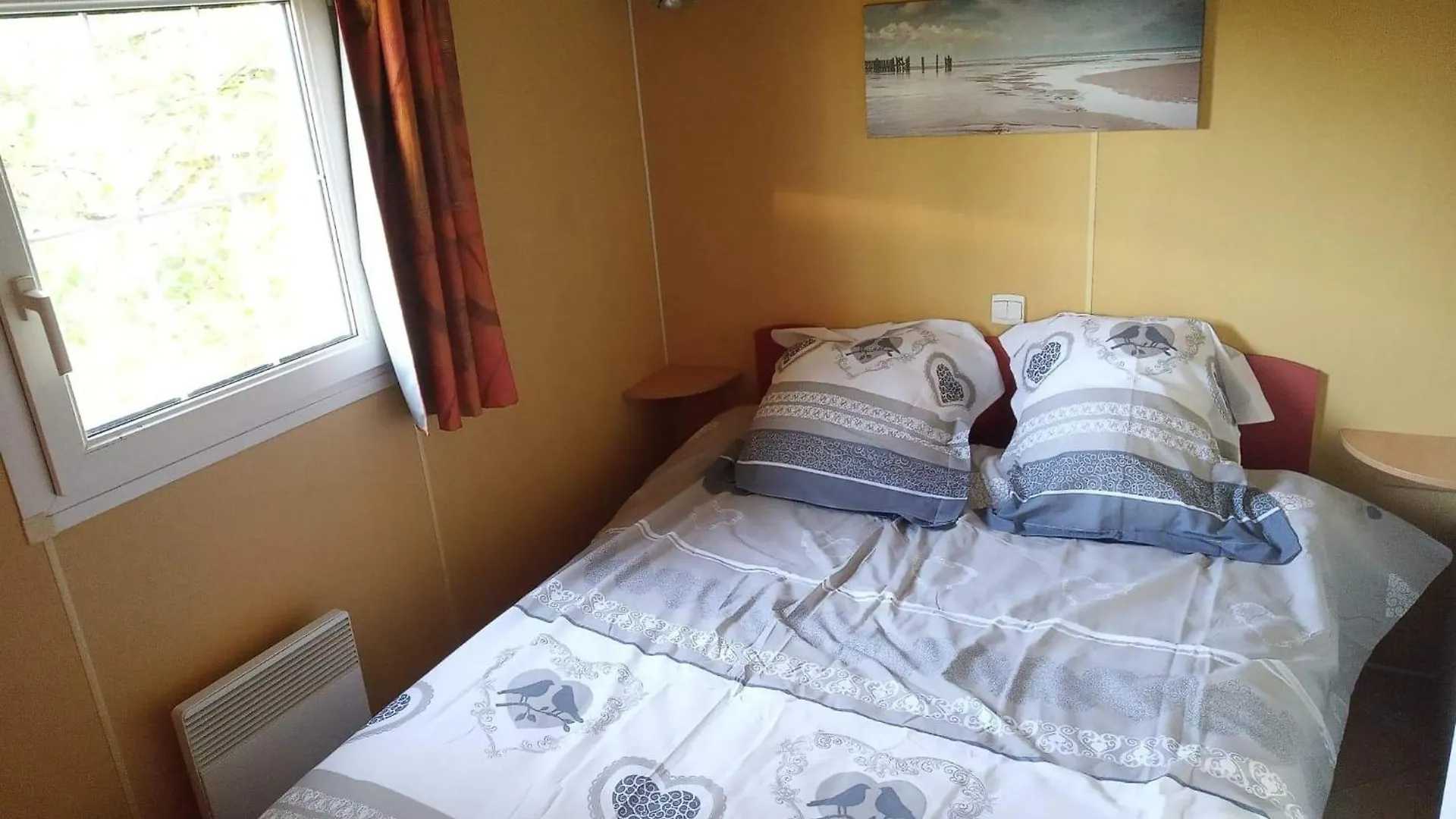Mobil Home Dans Camping Aquatique Hyères